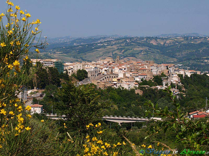 02-P6140908+.jpg - 02-P6140908+.jpg - Panorama del borgo.
